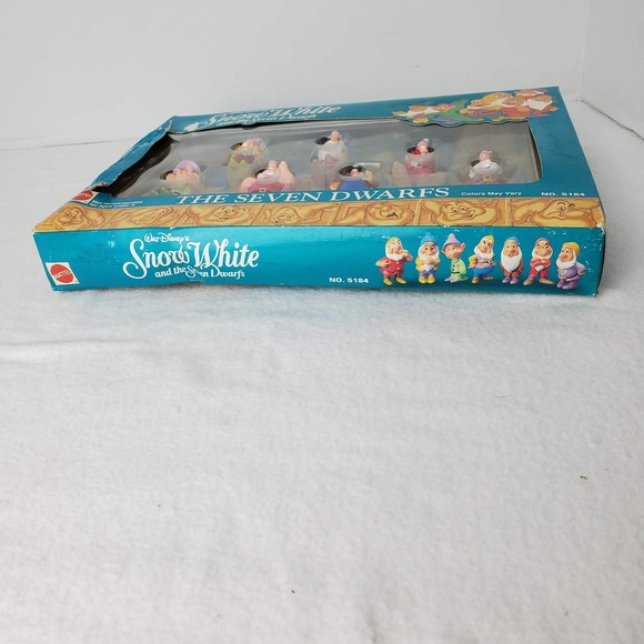 Walt Disney"s  the Seven Dwarfs - Picture 5 of 7